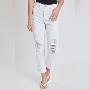 YMI Dream Collection Mom Jeans High Rise Distressed Cuffed Size 7/28 White